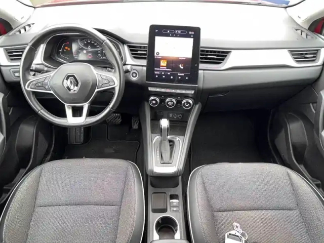 Renault Captur blue dci 115 edc — photo 9