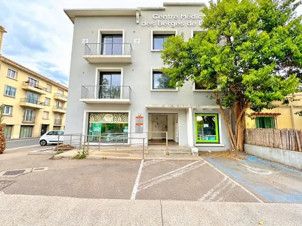 Bureau 170 m²