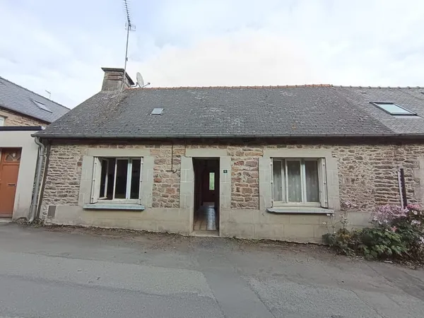 A VENDRE A YVIAS - MAISON A RENOVER 58 M2, TERRAIN 172 M2