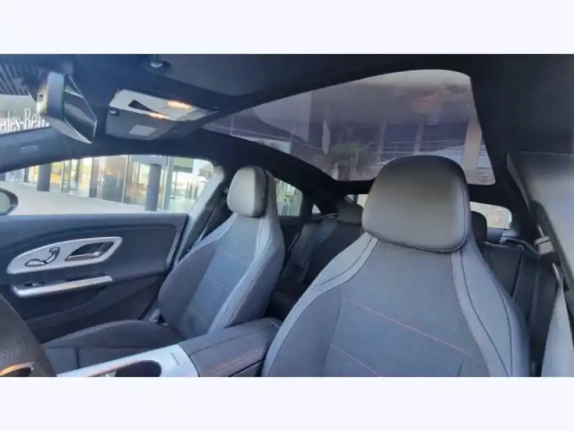 Mercedes Cla coupe 250+ avec technologie eq — photo 14