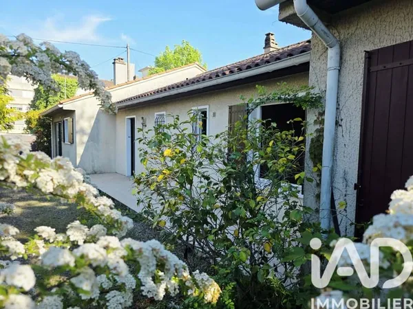 Maison de plain-pied 7 pièces 140 m²