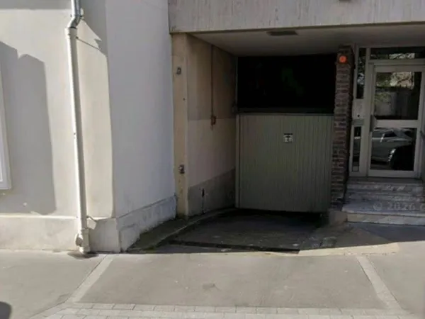 Parking 10 m²