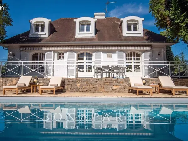 Maison 5 pièces 140 m²