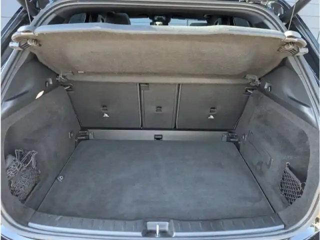 Mercedes Gla 200 d — photo 10