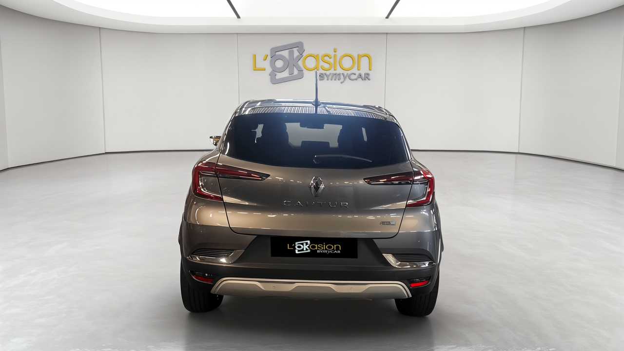 Renault Captur E-Tech 145 - 21 — photo 4
