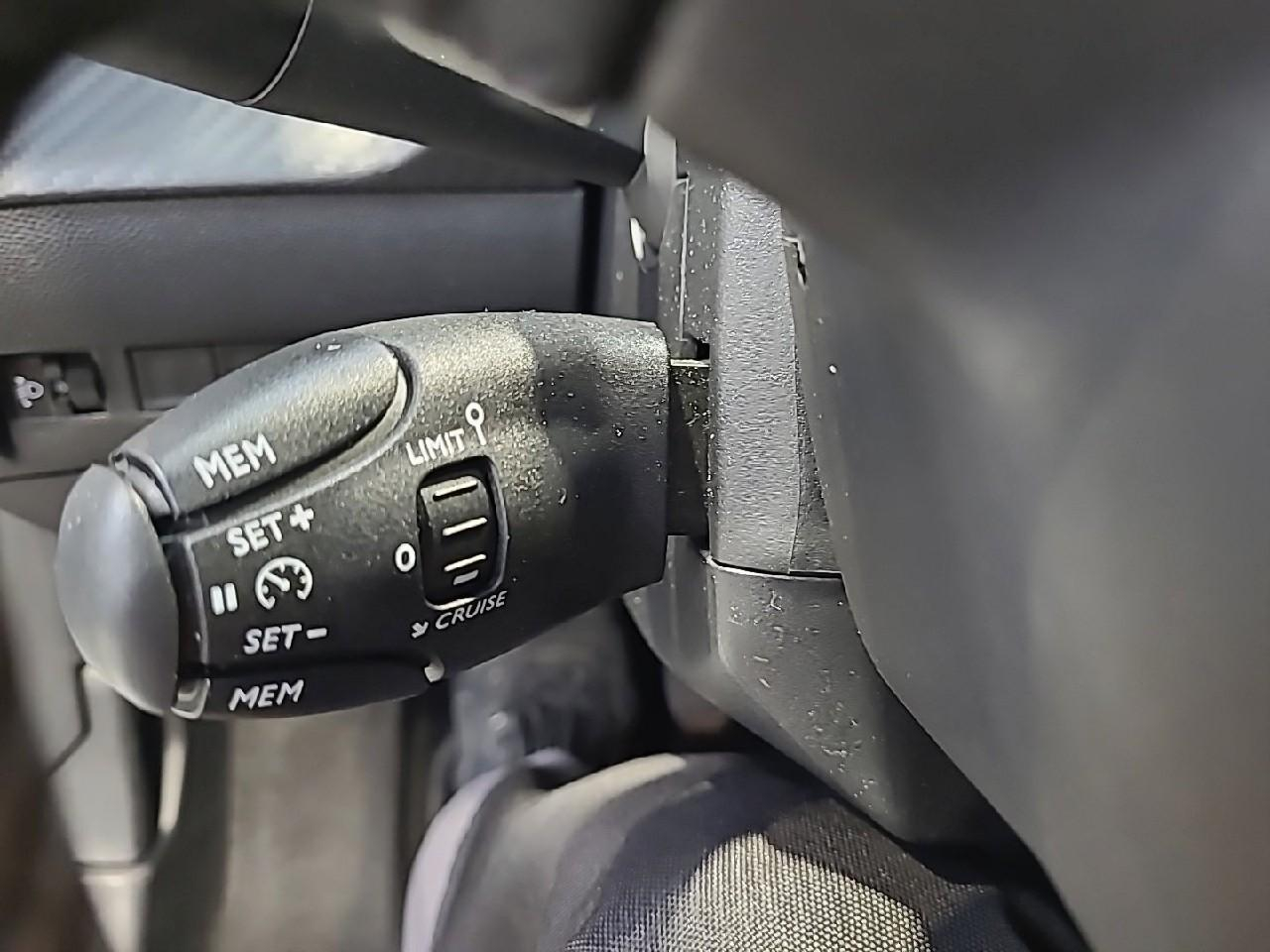 Peugeot 208 puretech 75 s&s bvm5 active — photo 23