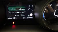 Toyota Yaris 116h Design 5p MY22 — photo 9