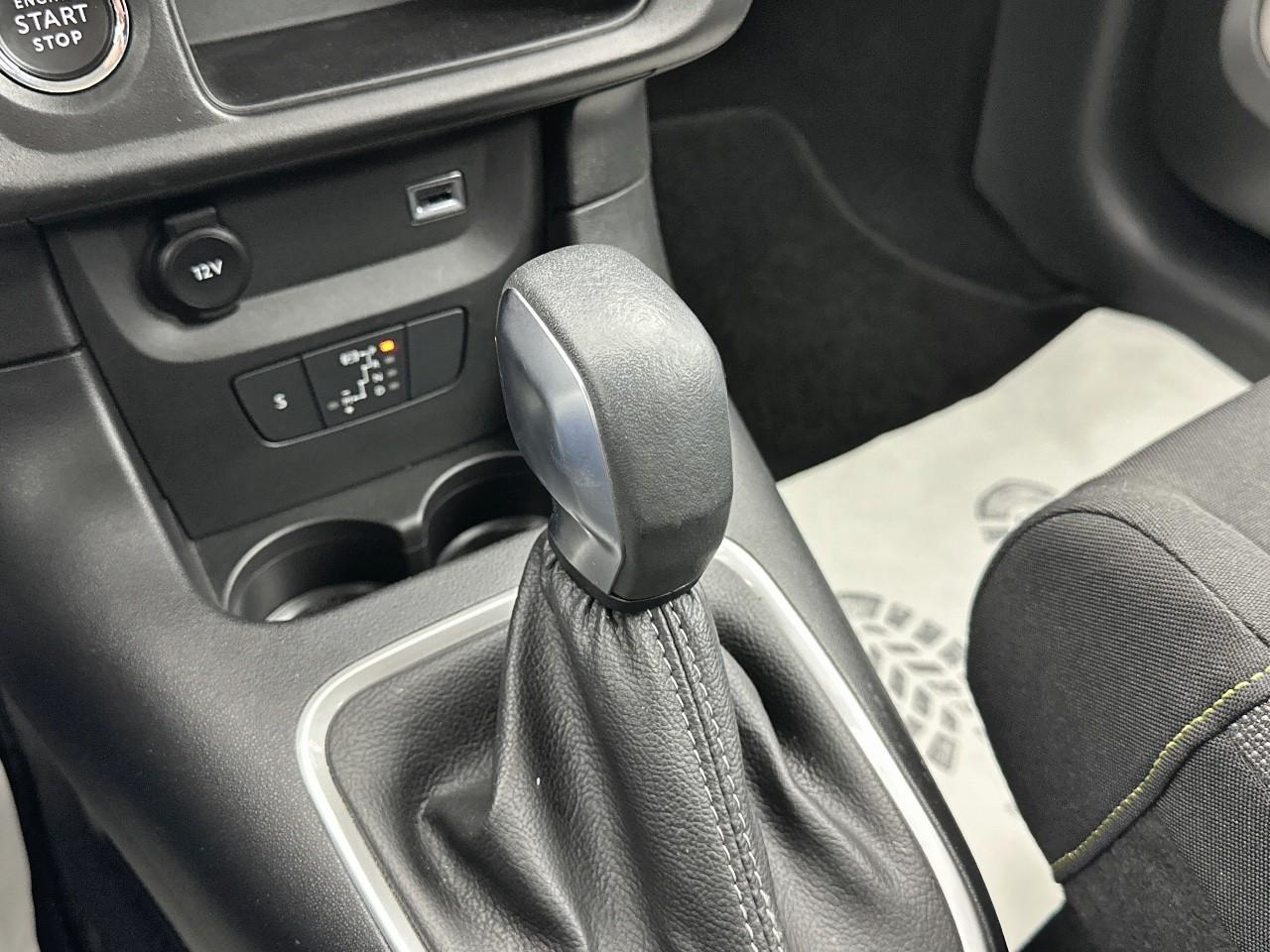 Citroën C3 puretech 110 s&s eat6 shine — photo 29