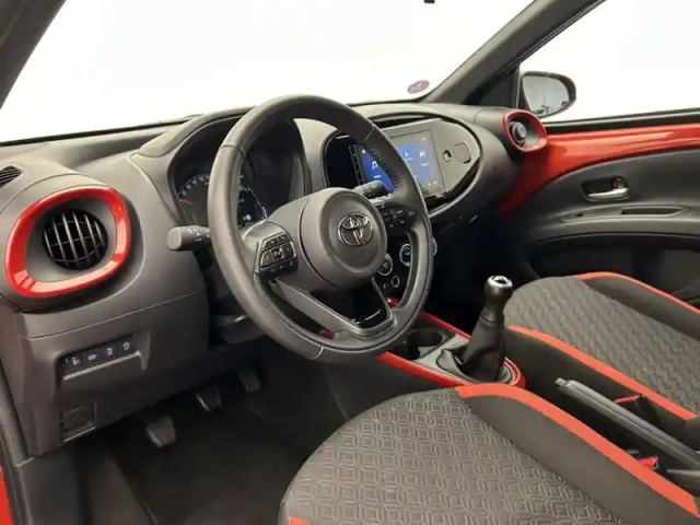 Toyota Aygo 1.0 vvt-i 72 design — photo 17