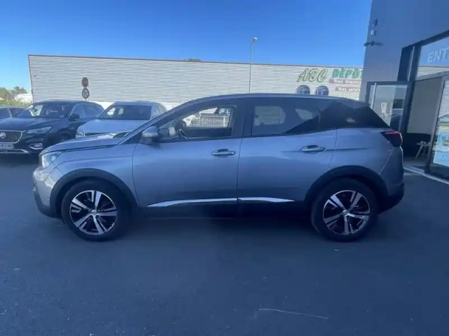 Peugeot 3008 puretech 130ch s&amp;s bvm6 — photo 4