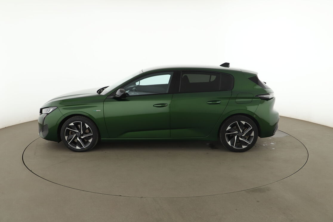Peugeot 308 1.6 PHEV Allure Pack e-EAT8 — photo 2