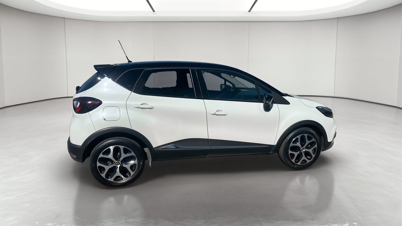 Renault Captur TCe 150 FAP EDC — photo 6