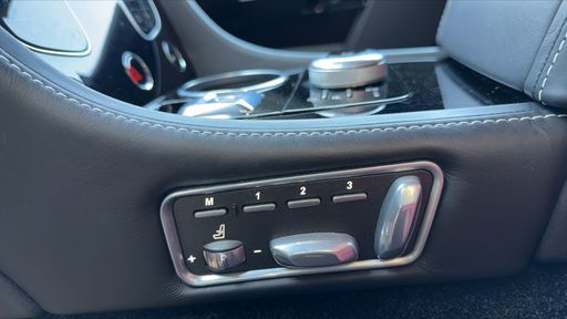 Aston Martin Rapide 6.0 560 S - S – 2017 – 31226 km – Essence – Boîte Automatique — photo 42