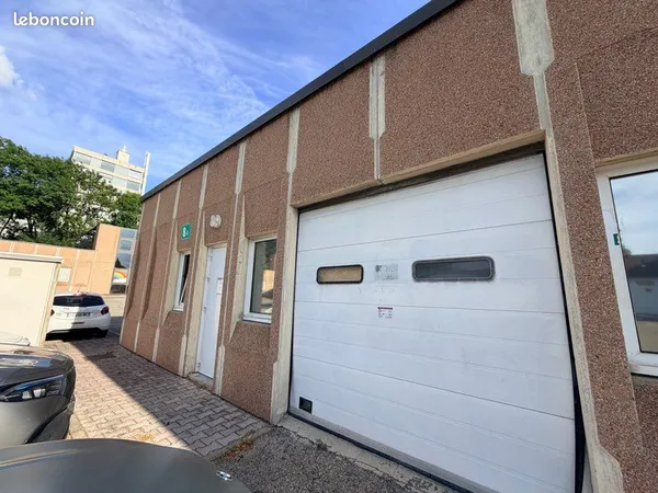 Location bureau pro zi percevaliere 8a