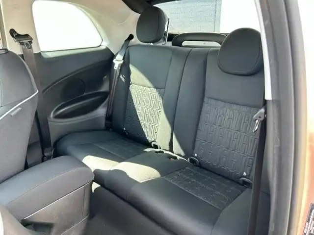 Fiat 500 c e 118ch pack confort &amp; style &amp; tech my23 — photo 4