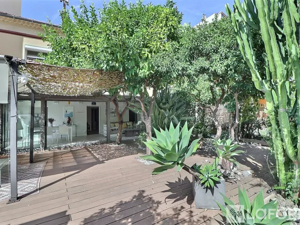 Maison 8 pièces 170 m²