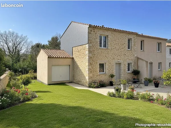 Maison 5 pièces 920 m²