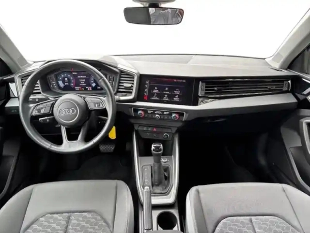 Audi A1 sportback 30 tfsi 110ch advanced s tronic 7 — photo 21