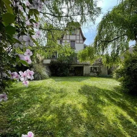 Maison 7 pièces 143 m²