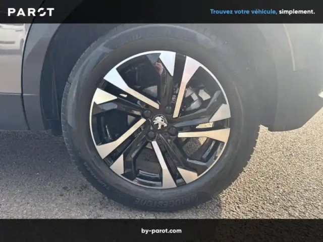 Peugeot 2008 1.2 puretech 100ch s&amp;s allure pack — photo 14