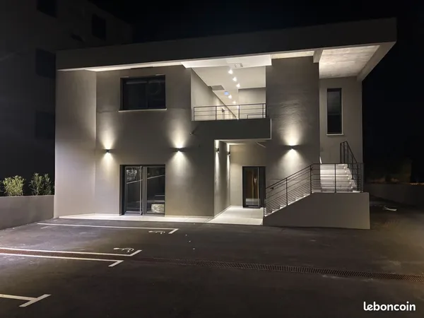 Bureaux neufs à louer - espace coworking haut de gamme - porticcio