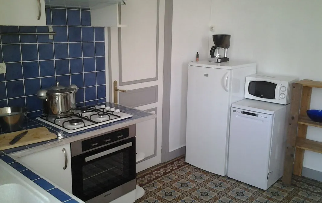 Photo 2