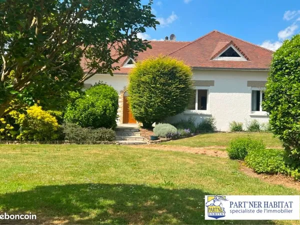 Maison 8 pièces 263 m²