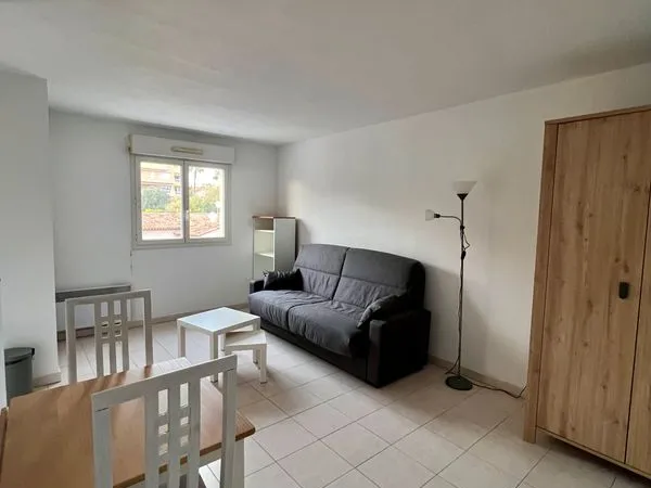 Loue studio meublé 24 m2 à Cagnes-sur-Mer