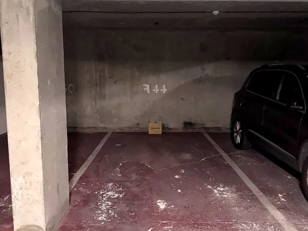 Location Parking Courbevoie