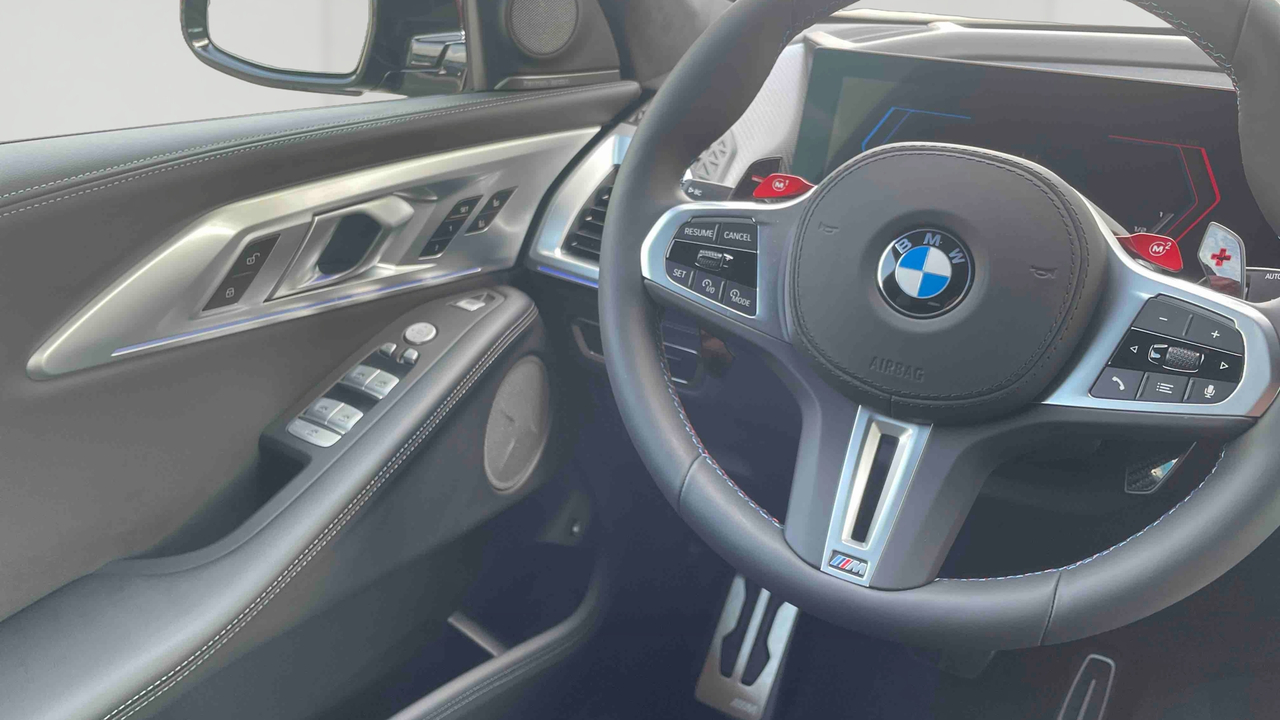 BMW XM 50e 476 ch BVA8 — photo 25