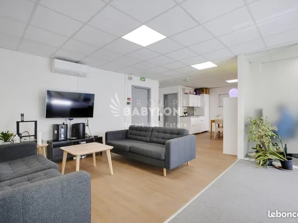 Bureau 198 m²