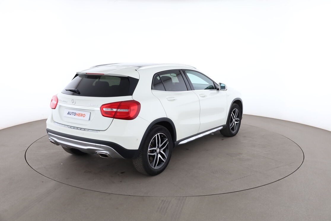 Mercedes-Benz GLA 200 d Activity Edition 4Matic 7G-DCT — photo 5