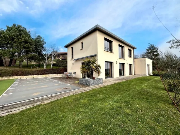 Villa 5 pièces 180m2