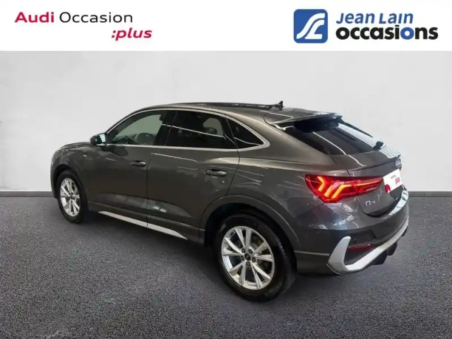 Audi Q3 sportback 35 tfsi 150 ch s tronic 7 — photo 7