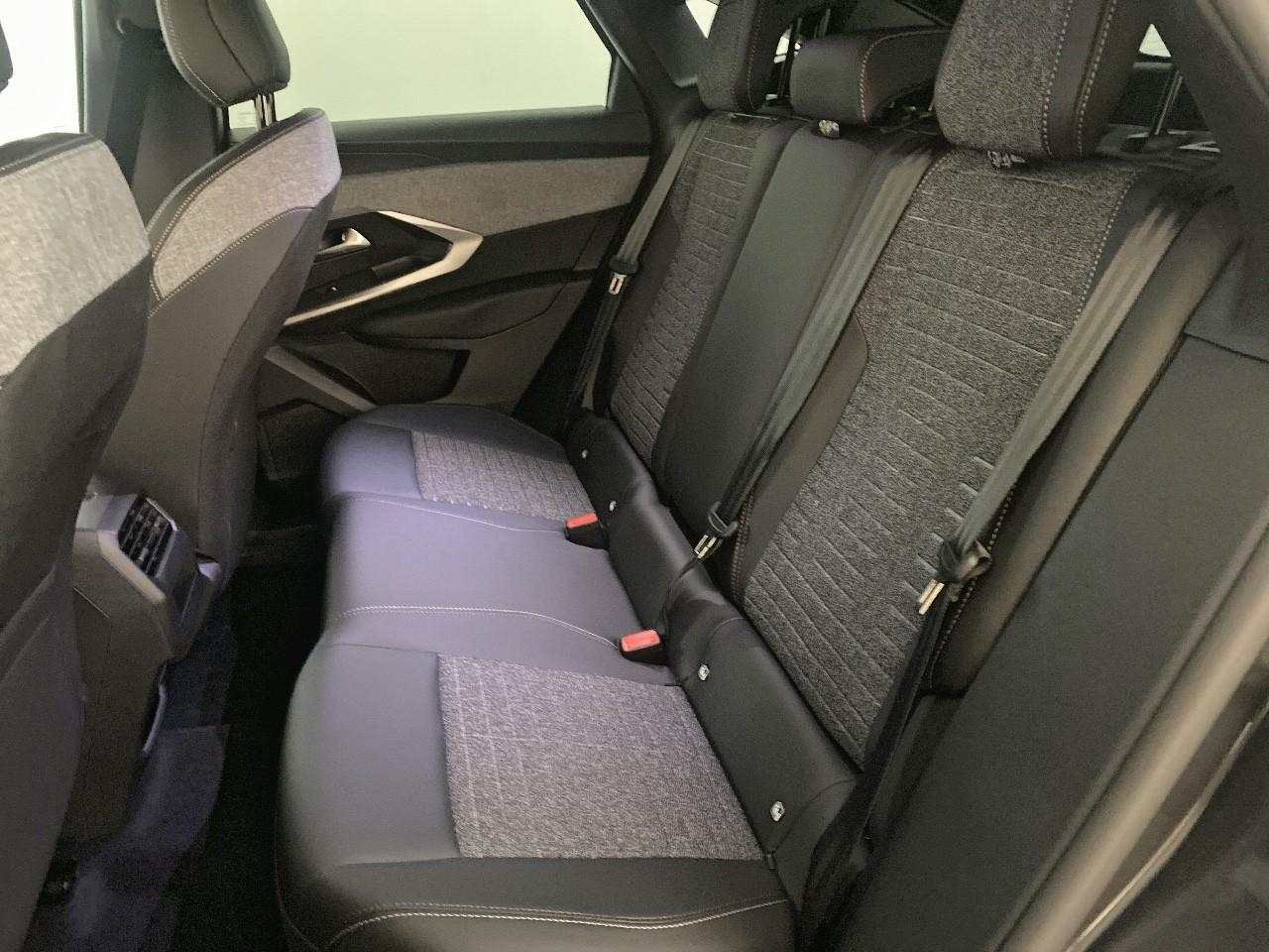 Peugeot 3008 hybrid 145 e-dcs6 allure — photo 10