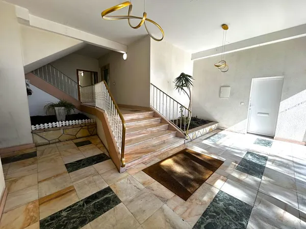 AGEN - APPARTEMENT F3 AVEC BALCON ET GARAGE