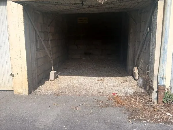 Stationnement Location Charleville-Mézières  11m² 100€