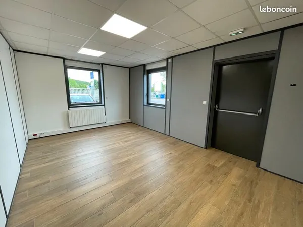Local d'activité 484 m²