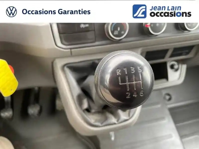 Volkswagen Crafter csc propulsion (rj) 35 l4 2.0 tdi 177ch — photo 16
