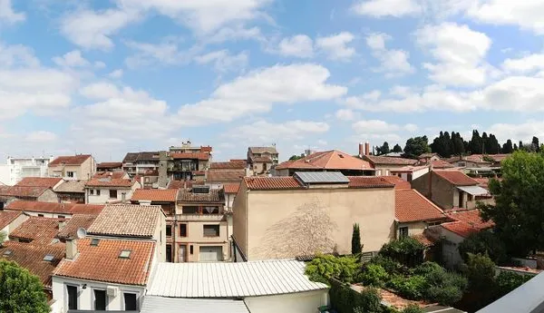 TOULOUSE - AVENUE DE LA GLOIRE - T3 77 m² AVEC DOUBLE BALCON - TRANSFORMABLE EN T4