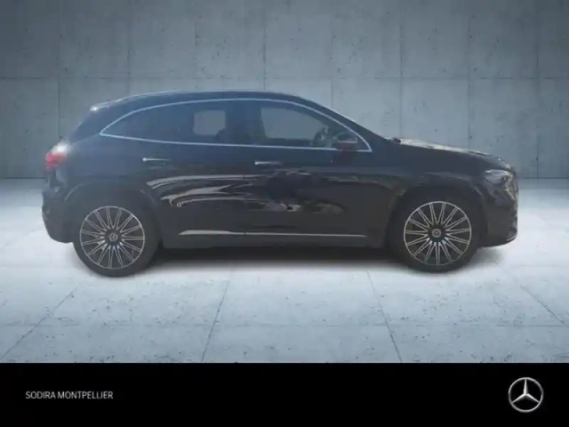 Mercedes Gla 200 d 150ch amg line 8g-dct — photo 6