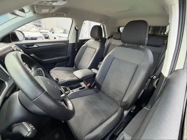 Volkswagen T-Roc 1.5 tsi evo 150ch style — photo 11