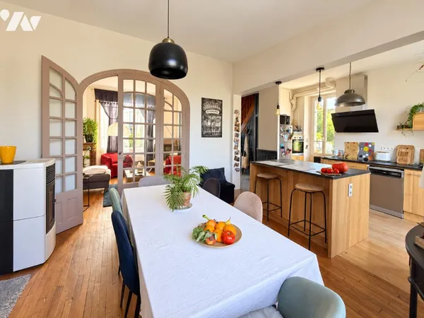 Maison 8 pièces 155 m²