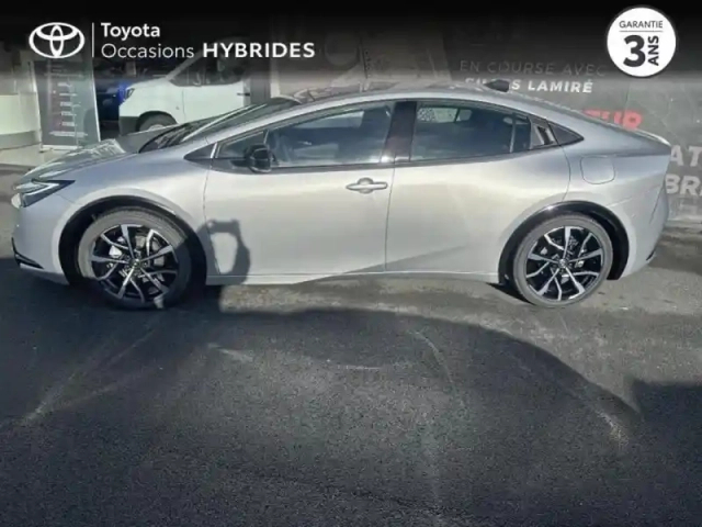 Toyota Prius rechargeable 2.0 hybride rechargeable 223ch lounge my25 — photo 3