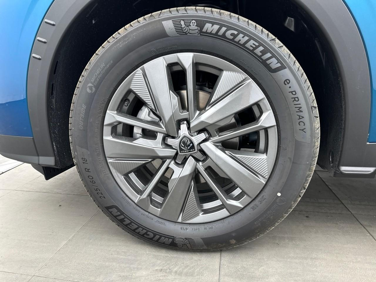 Peugeot 3008 hybrid 145 e-dcs6 allure — photo 14