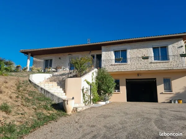 Propriété et parc 6100 m2