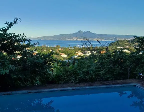 Maison 7 pièces 220 m²