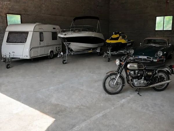 Hivernage Caravane, Bateau, Jet-Ski, Voiture