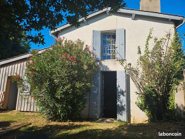 Maisonnette T2 avec jardin à louer