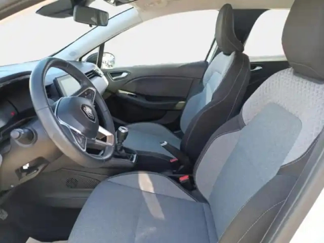 Renault Clio 1.0 tce 90ch evolution — photo 14